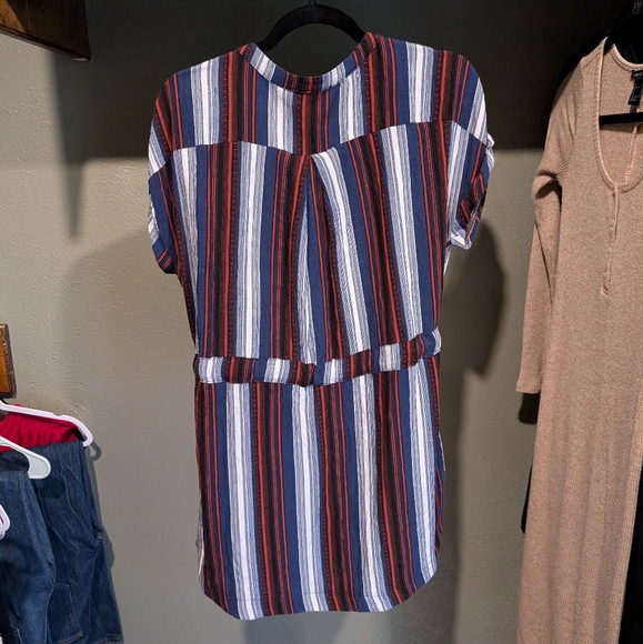 Striped Tie Waist Dress - Picture 2 of 3